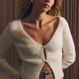 Abercrombie & Fitch Cream Soft Cardigan NWT